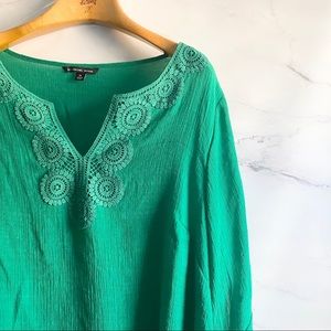 Zac & Rachel Plus Size Green Sharkbite Hem Tunic Top 2X